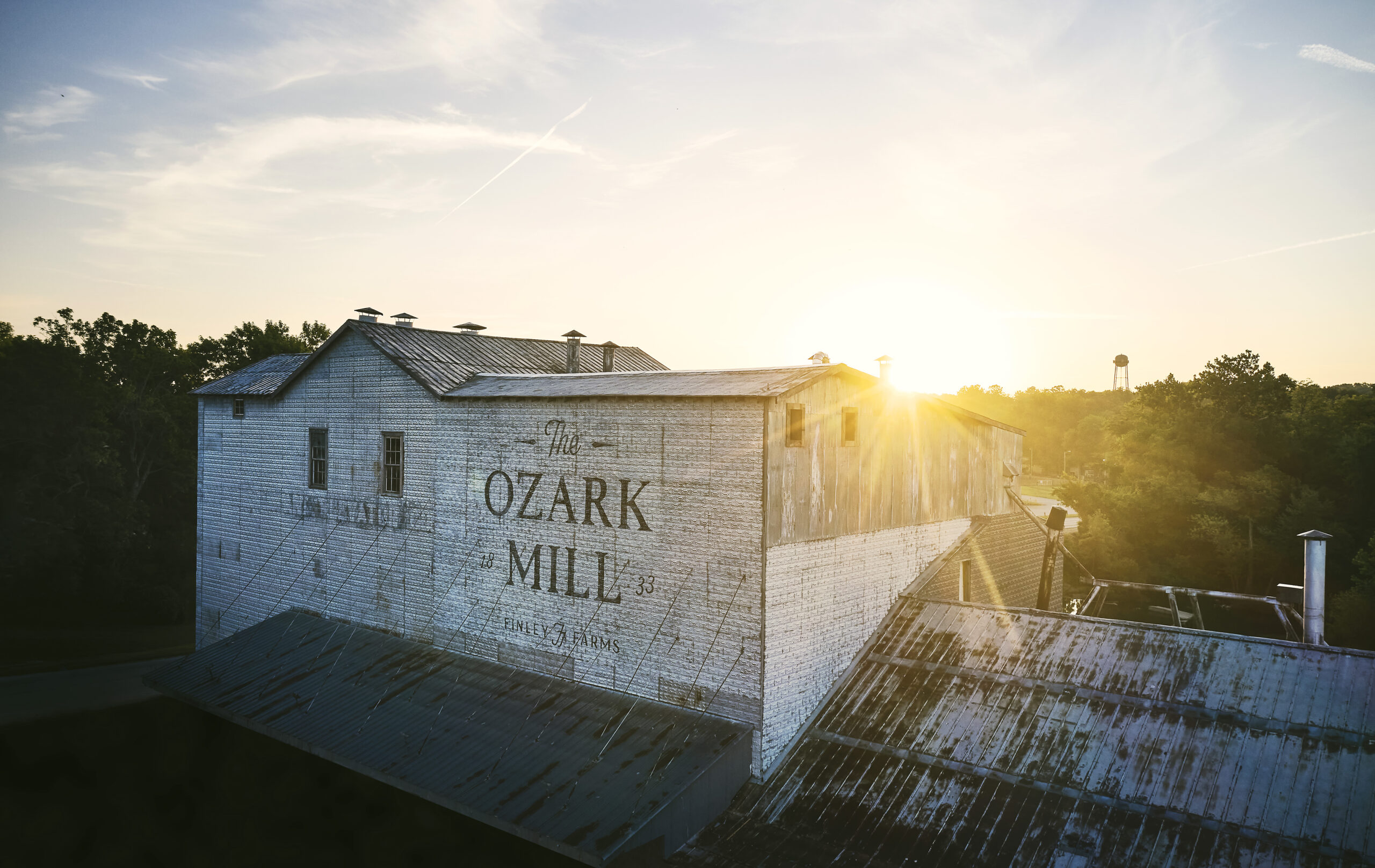 2021_FinleyFarms_TheOzarkMill_Exsterior_0006