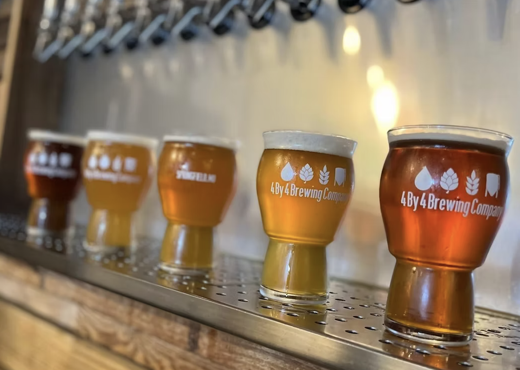 4by4Brewing_pint_glass 4 By 4 Brewing Company. Pint glasses of beer.