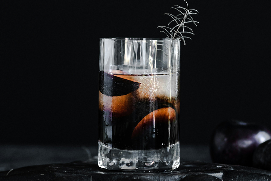 mixology_900x600 dark mixed drink with fresh fruit